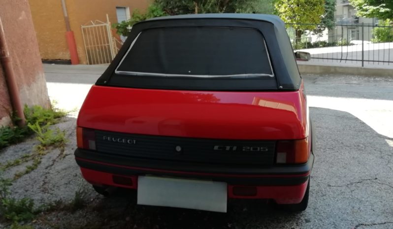 Peugeot 205 CTI completo